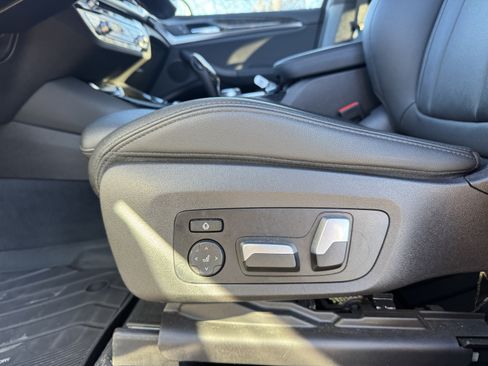 Used 2020 BMW X3 xDrive30i w/ Convenience Package image 11