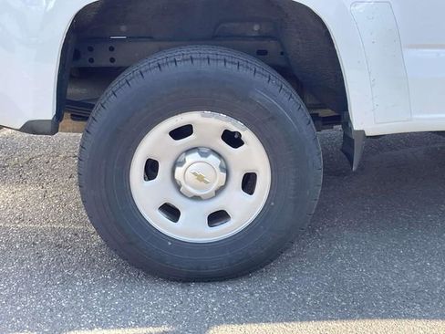 Used 2017 Chevrolet Colorado W/T RWD image 6