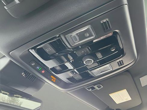 New 2026 GMC Yukon AT4 w/ LPO, Floor Liner Package image 24