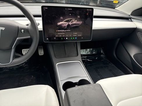 Used 2023 Tesla Model 3 Performance image 24