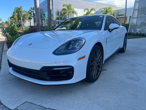 Used 2023 Porsche Panamera Platinum Edition RWD image 2