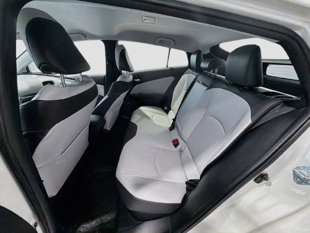 Certified 2017 Toyota Prius Four FWD image 21