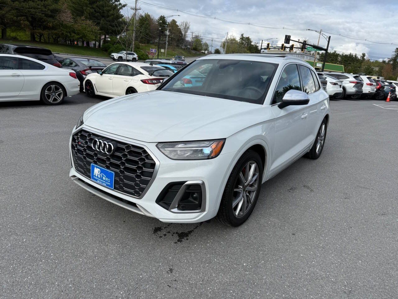 Used 2024 Audi SQ5 Premium Plus w/ Premium Plus Package AWD/4WD image 2