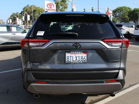 Certified 2021 Toyota RAV4 Limited FWD image 14