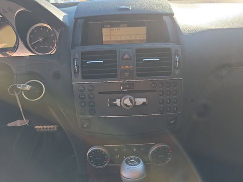 Used 2010 Mercedes-Benz C 300 4dr Sdn C 300 Sport RWD image 16