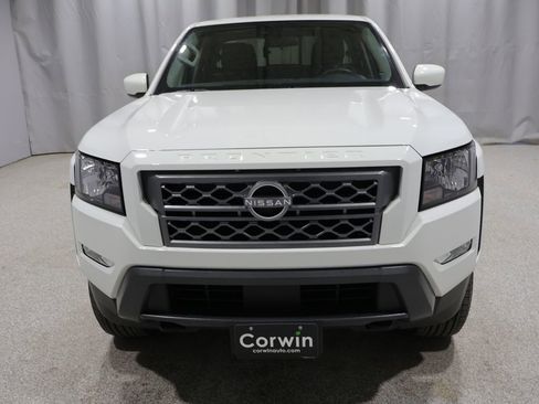Used 2024 Nissan Frontier SV w/ SV Convenience Package AWD/4WD image 9