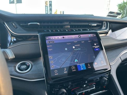 Used 2023 Jeep Grand Cherokee 4xe image 14