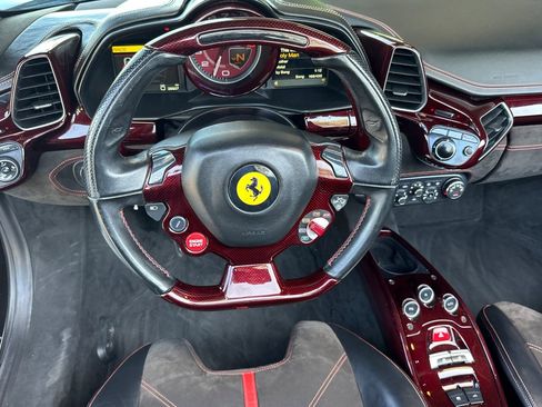 Used 2013 Ferrari 458 Spider RWD image 16
