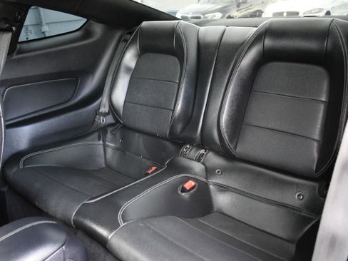 Used 2019 Ford Mustang GT Premium w/ Equipment Group 401A RWD image 26