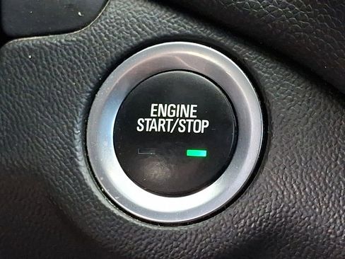 Used 2020 Chevrolet Equinox LT AWD/4WD image 23