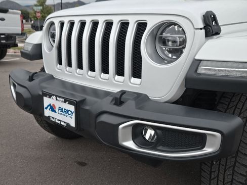 Used 2019 Jeep Wrangler Unlimited Sahara AWD/4WD image 55