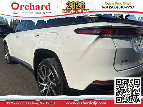 Used 2025 Jeep Wagoneer S Limited image 5