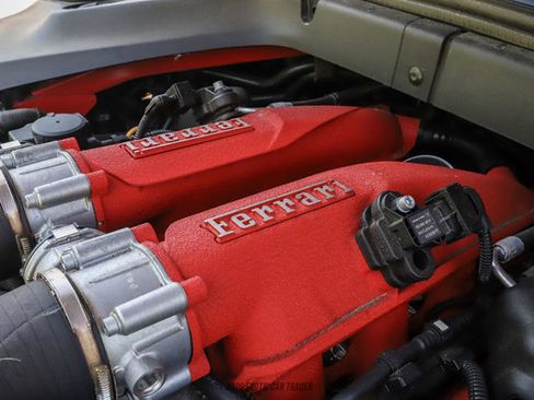 Used 2015 Ferrari California T RWD image 30
