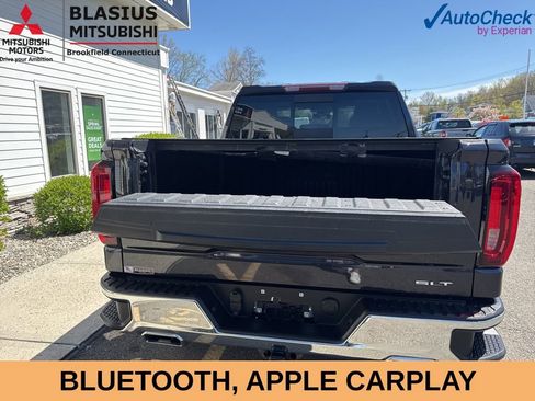 Used 2023 GMC Sierra 1500 SLT w/ SLT Premium Package AWD/4WD image 10