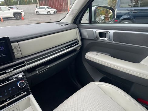 Used 2025 Hyundai Santa Fe SEL image 40