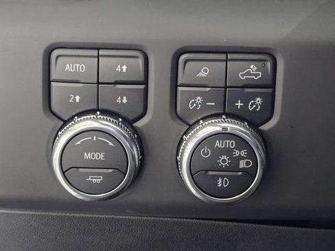 Used 2025 GMC Sierra 1500 Denali Ultimate AWD/4WD image 23