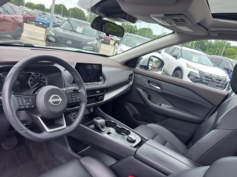 Certified 2023 Nissan Rogue SV w/ SV Premium B Package AWD/4WD image 25