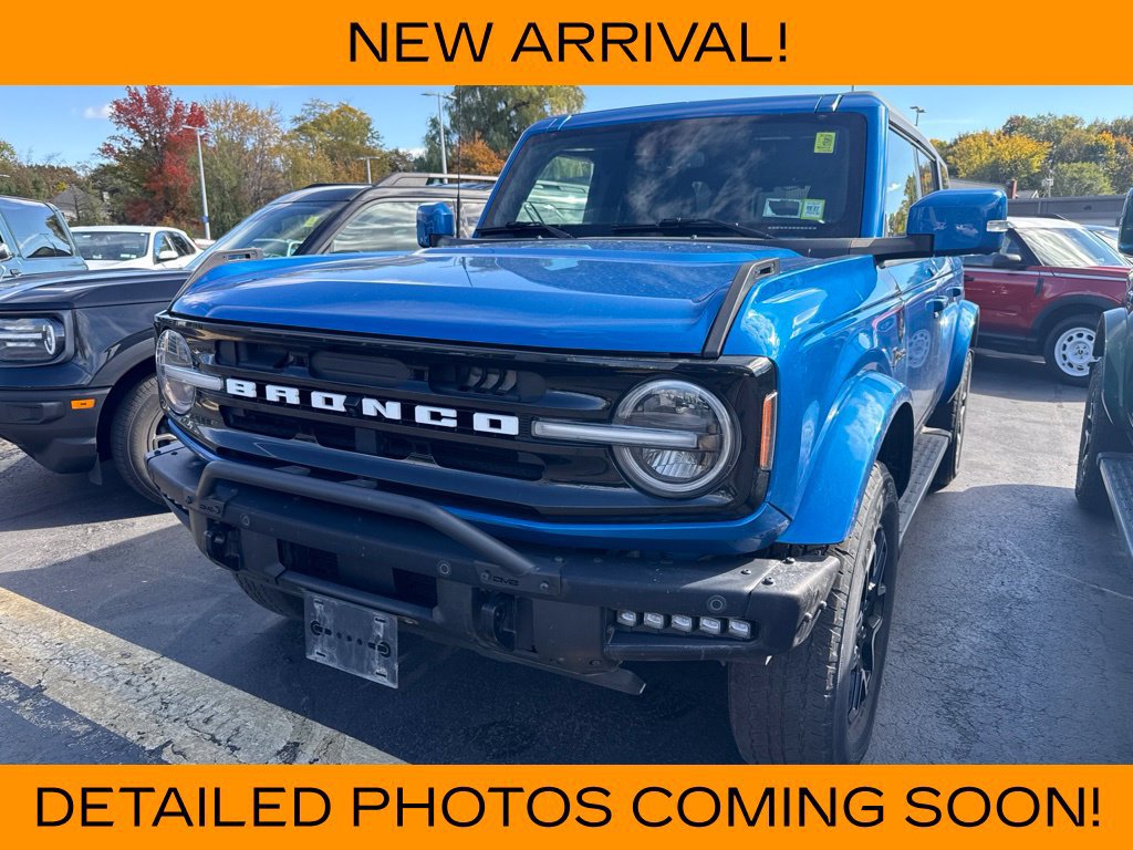 Used 2023 Ford Bronco Outer Banks AWD/4WD image 1