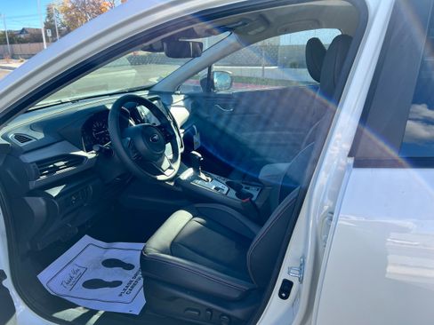 New 2025 Subaru Crosstrek 2.5i Limited image 5