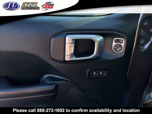 Used 2018 Jeep Wrangler Unlimited Sport S image 12