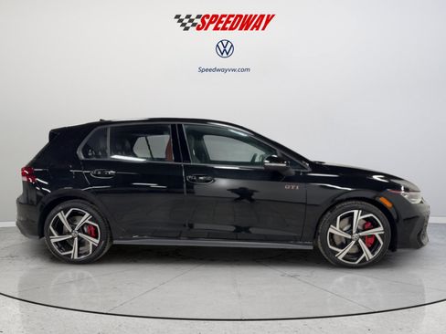New 2026 Volkswagen GTI SE FWD image 3