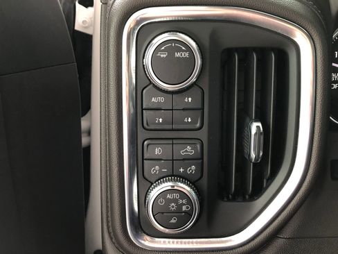 Used 2021 GMC Sierra 1500 Denali w/ Denali Ultimate Package AWD/4WD image 35