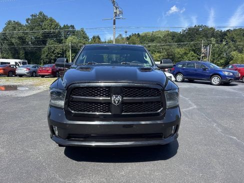 Used 2015 RAM 1500 Sport w/ Convenience Group AWD/4WD image 3