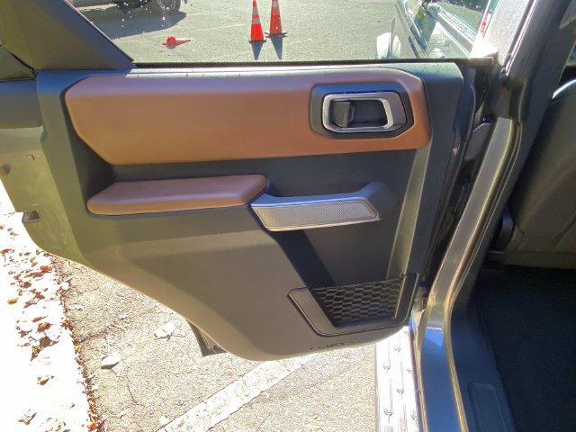 Used 2022 Ford Bronco Outer Banks AWD/4WD image 10