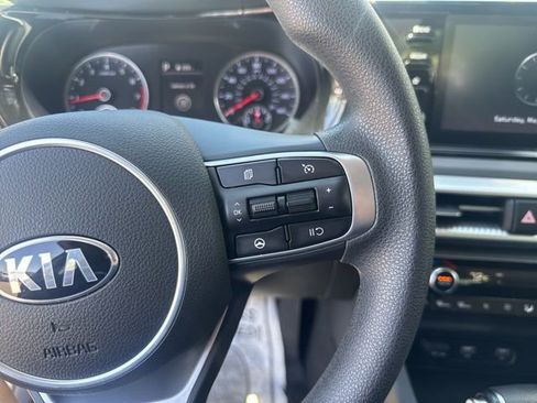 Used 2021 Kia K5 LXS FWD image 15