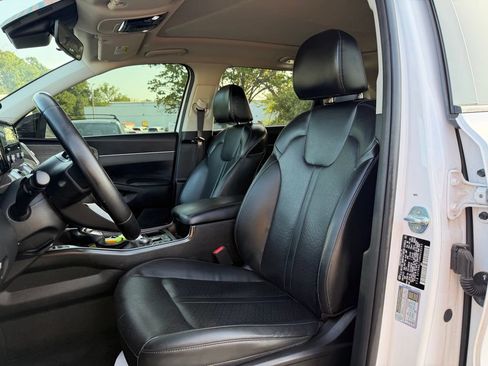Used 2021 Kia Sorento EX w/ Panoramic Sunroof Package AWD/4WD image 11