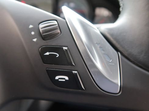 Used 2015 Porsche Panamera S RWD image 39