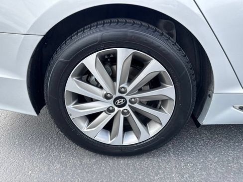 Used 2017 Hyundai Sonata Sport w/ Cargo Package FWD image 10
