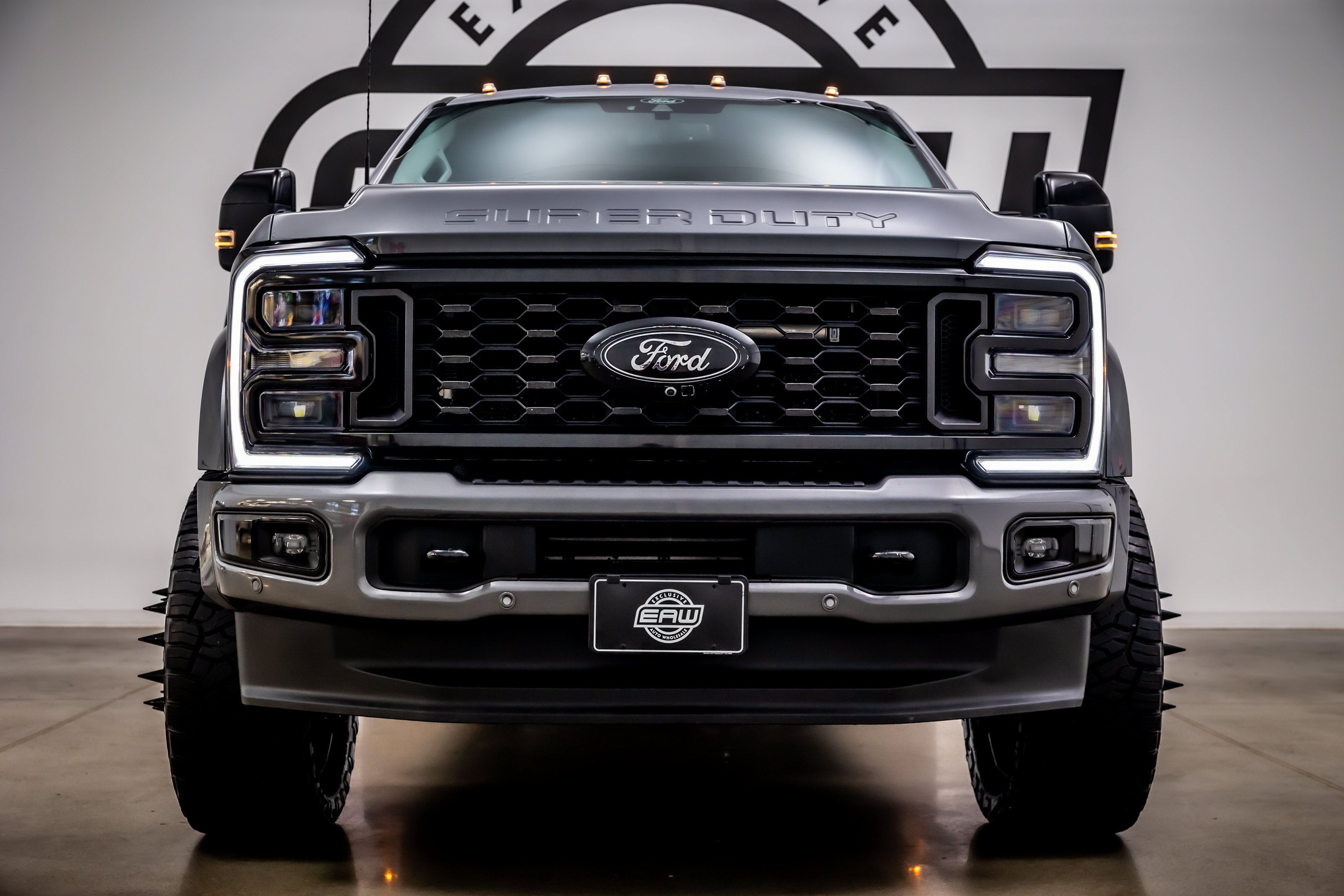 Used 2024 Ford F450 Limited w/ FX4 Off-Road Package AWD/4WD image 4