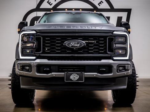 Used 2024 Ford F450 Limited w/ FX4 Off-Road Package AWD/4WD image 4