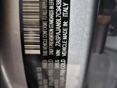 Used 2020 Alfa Romeo Stelvio w/ Nero Edizione image 23