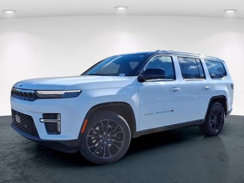 New 2026 Jeep Grand Wagoneer Summit w/ Rear Seat Video Group I AWD/4WD image 2