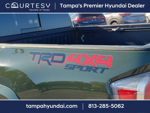 Used 2022 Toyota Tacoma TRD Sport image 6