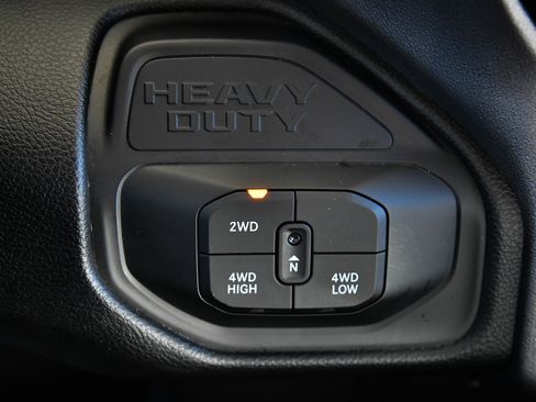 Used 2025 RAM 2500 Big Horn image 31