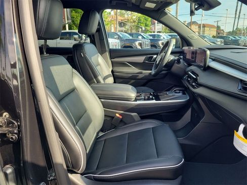 Used 2026 Buick Enclave Preferred image 28