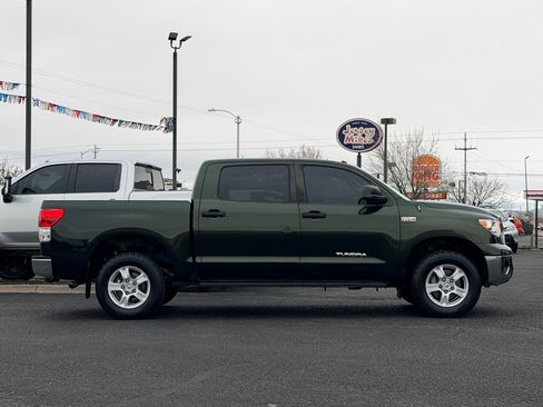 Used 2012 Toyota Tundra 4x4 CrewMax w/ Tow Pkg image 38