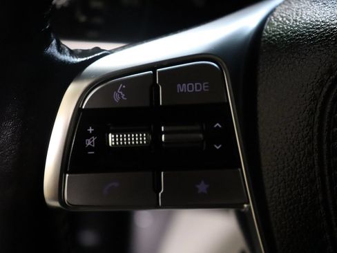 Used 2024 Kia Telluride EX w/ EX Captain's Chair Package FWD image 34