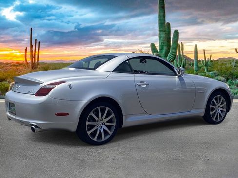 Used 2009 Lexus SC 430 Convertible RWD image 3