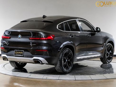 Used 2025 BMW X4 xDrive30i w/ Premium Package image 9