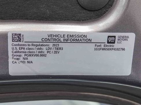 Used 2023 Chevrolet Bolt LT image 27