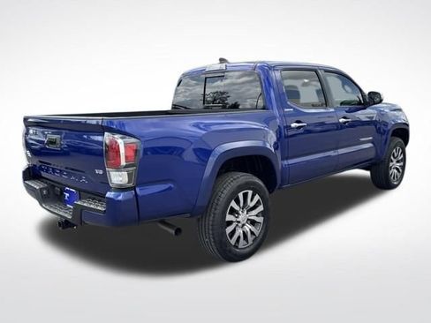 Used 2022 Toyota Tacoma Limited image 6
