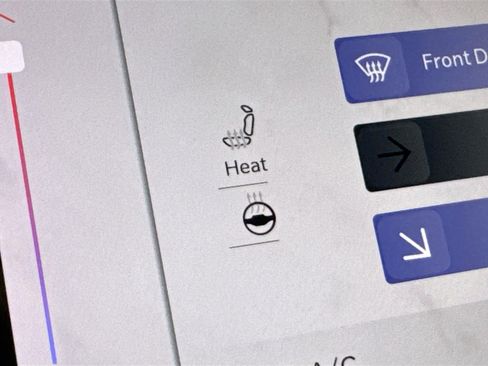 Used 2023 Jeep Grand Cherokee 4WD 4xe image 5