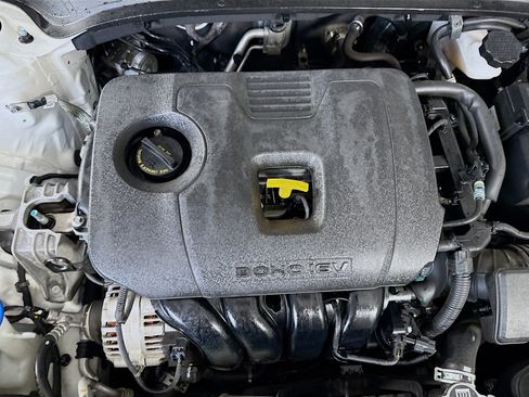 Used 2020 Kia Forte Sedan FWD image 38