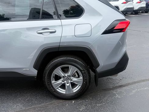 Used 2024 Toyota RAV4 XLE w/ Convenience Package AWD/4WD image 4