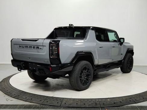 New 2026 GMC Hummer EV 4x4 Crew Cab w/ LPO, Dark Essentials Package image 7