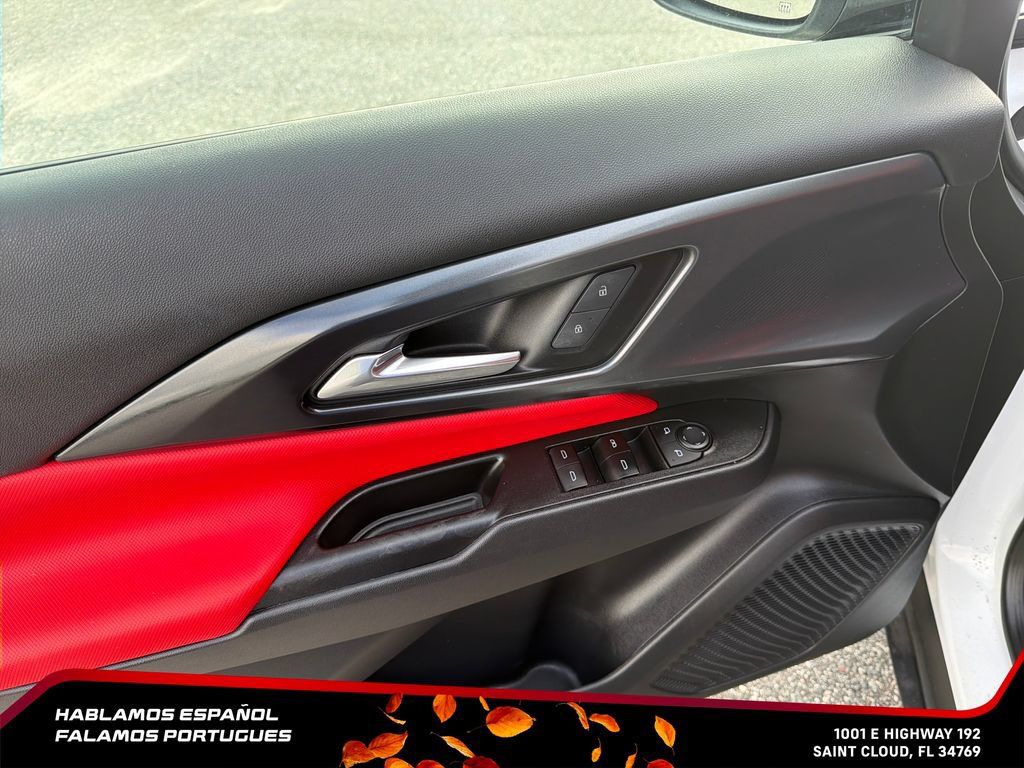 Certified 2024 Chevrolet Equinox EV RS FWD image 13